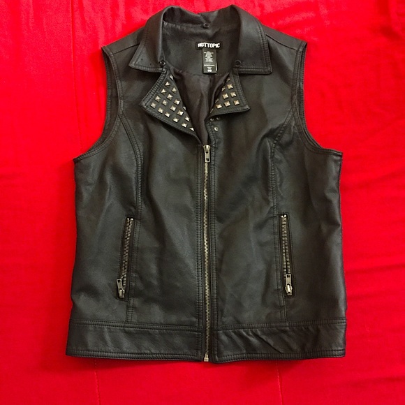 Hot Topic Jackets & Blazers - Hot Topic Punk Rock leather studded vest